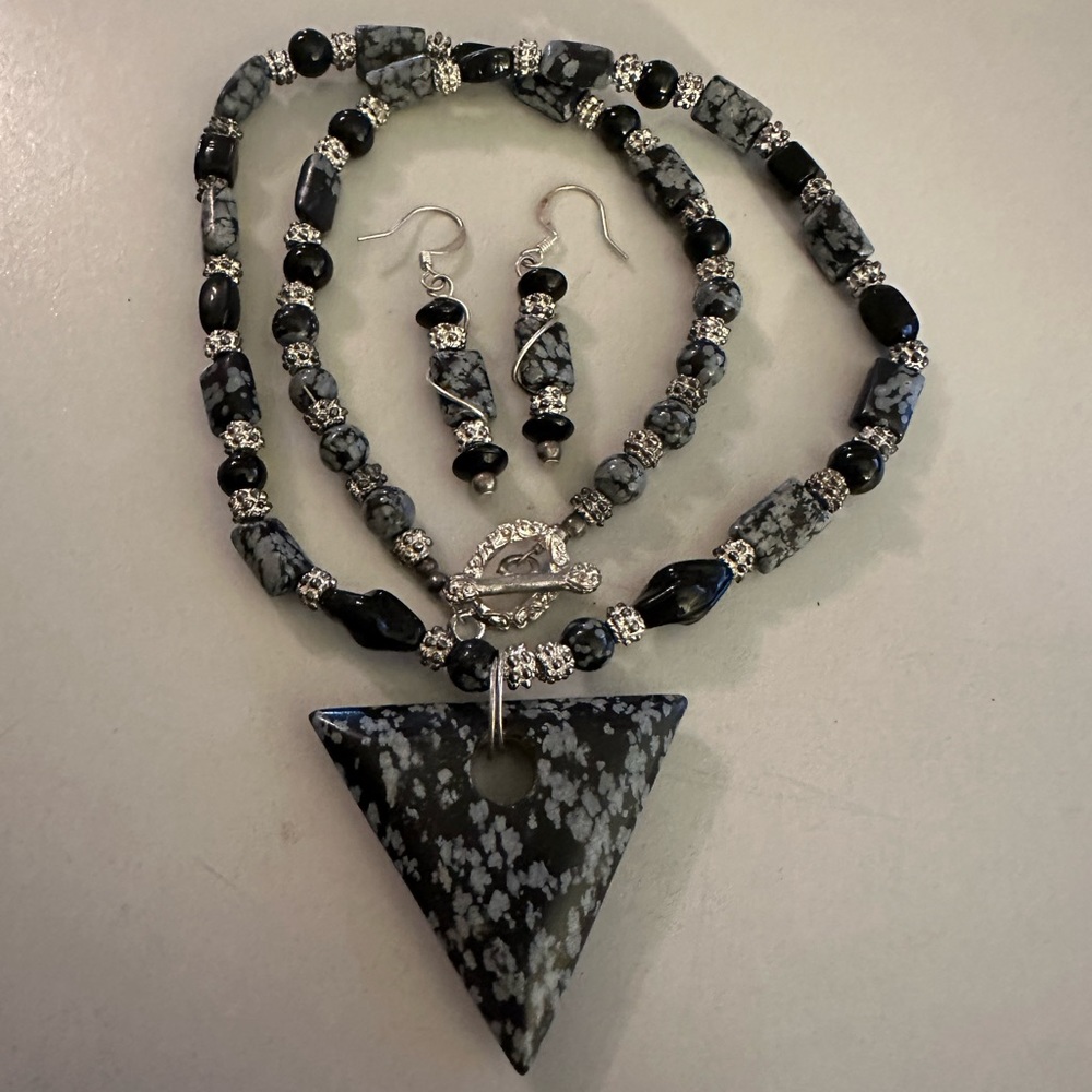 Handmade Jewelry necklace and earrings set